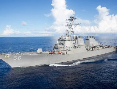 Σύγκρουση του USS «John S. McCain» με ελληνικό δεξαμενόπλοιο στην Σιγκαπούρη - 10 αγνοούμενοι